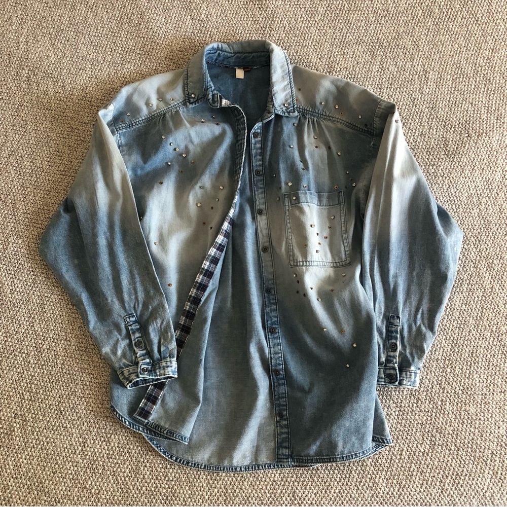 Pilcro Anthropologie Rhinestone Button Down